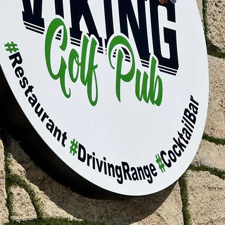 Belka Golf Deluxe Poolside 公寓
