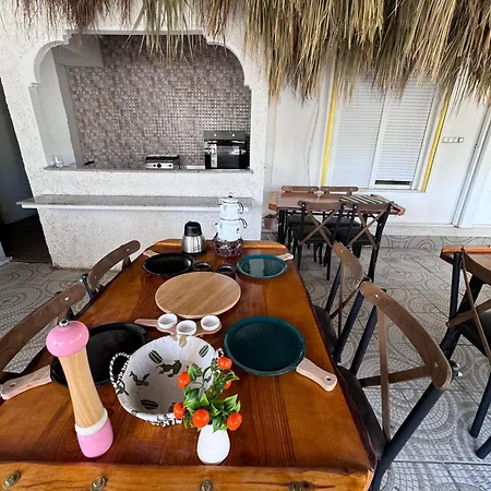Belka Golf Deluxe Poolside Appartement *